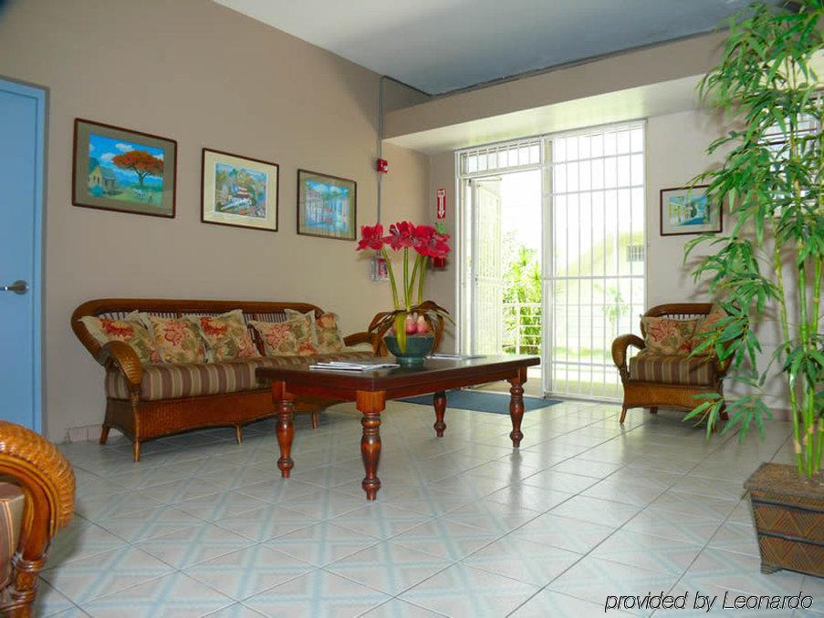 Borinquen Beach Inn San Juan Interior photo